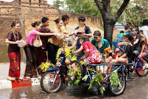 tour du lịch