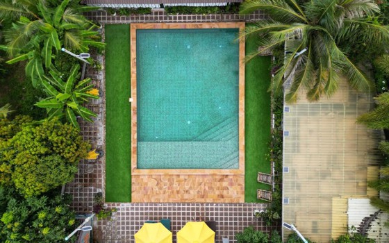 ​បឹងហ្គាឡូ​សង់ស៊ូស៊ី​កែប - Sanssouci Kep