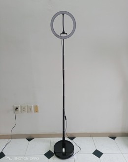 ĐÈN LED LIVE STREAM 26 CM