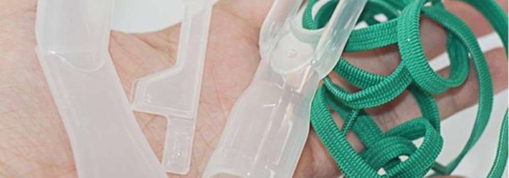 Con bị điếc, ngộ độc vì hễ sụt sịt là mẹ tự ý xông mũi họng