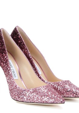 ស្បែកជើង​កែង