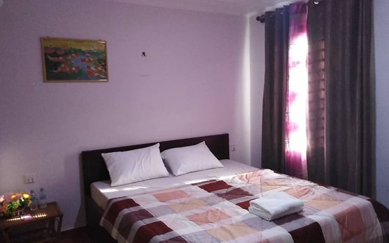 ផ្ទះសំណាក់​ 4H ខេត្តកំពត