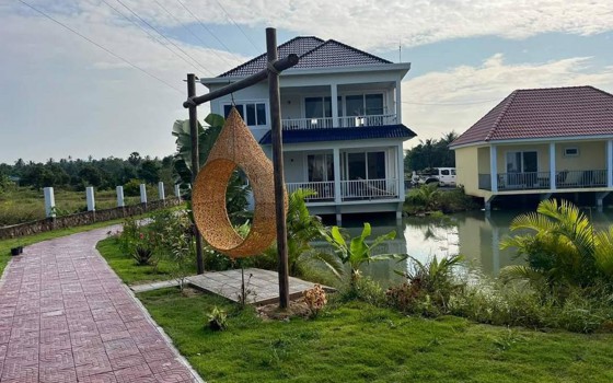 Bluebird Lodge Kampot ខេត្តកំពត