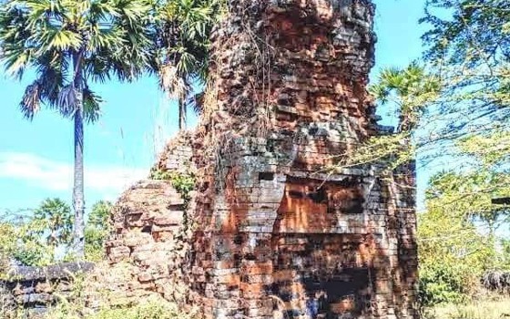 ប្រាសាទគុកព្រីងជ្រុំ 