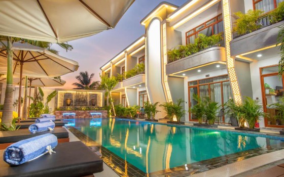 សណ្ឋាគារ Cambana La Riviere ខេត្តបាត់ដំបង