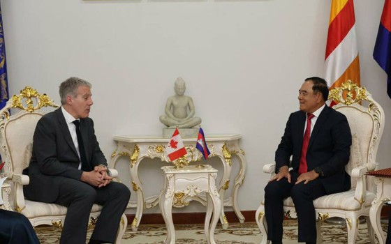 ឯកឧត្តមទេសរដ្ឋមន្រ្តី លី ធុជ៖ ទោះបីកម្ពុជាសម្រេចបាននូវសមិទ្ធផលធំធេង ប៉ុន្តែបញ្ហាប្រឈមដោយសារមីននៅតែបន្ត ជាពិសេសតំបន់ជាប់ព្រំដែនកម្ពុជា-ថៃ