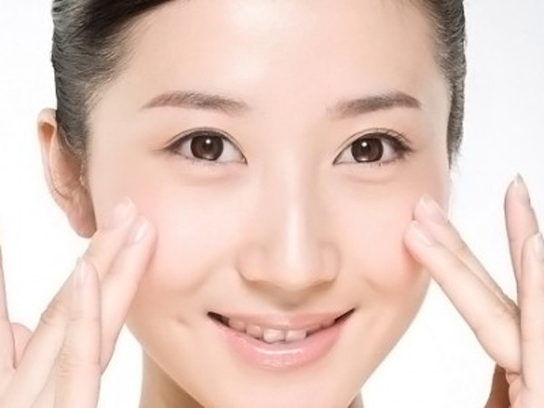 Tuyệt kĩ làm đẹp: cách trang điểm cho da nhờn