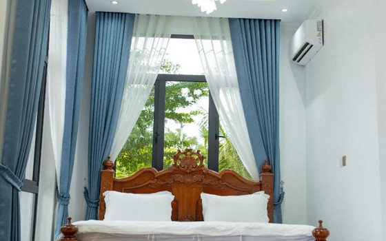 ដំណាក់បូរី រីសត​​​ ខេត្តកំពត