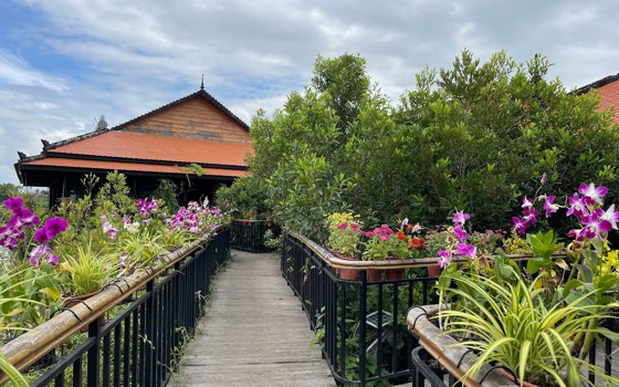 Koh slaket resort ខេត្តកណ្ដាល