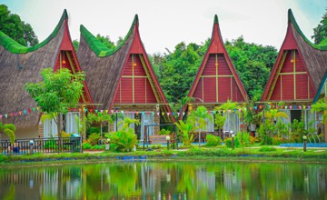 រីសតបាលីវីឡា ខេត្តកំពត