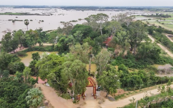 ទួលបារាយណ៍អណ្តែត ខេត្តព្រៃវែង