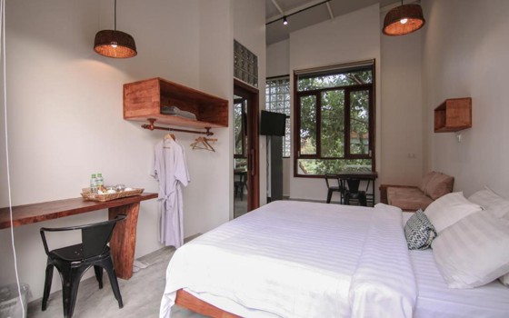 សណ្ឋាគារ Sarina Hotel & Villa រាជធានីភ្នំពេញ