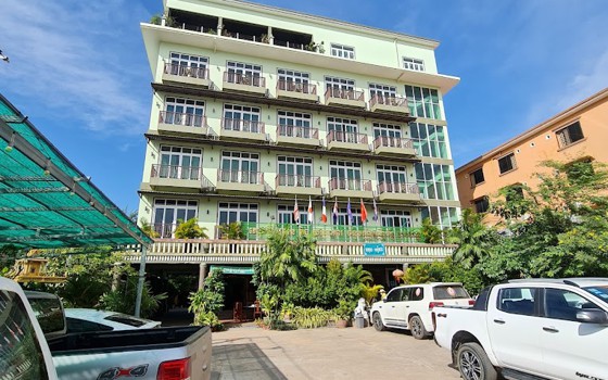 សណ្ឋាគារ និងភោជនីយដ្ឋាន ChanMony MonyChan 