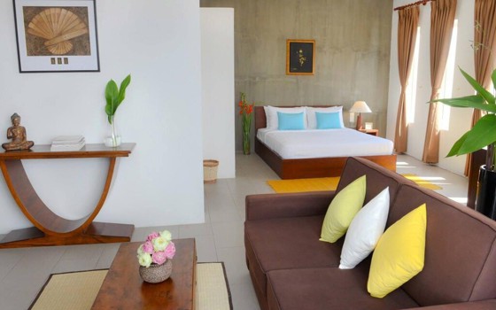 សណ្ឋាគារ កុលាបស ភ្នំពេញ