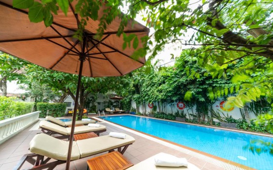 សណ្ឋាគារ Skyline Boutique Hotel រាជធានីភ្នំពេញ