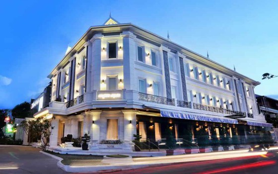 សណ្ឋាគារអារុណរះ ភ្នំពេញ