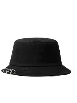Bucket hat xỏ khuyên