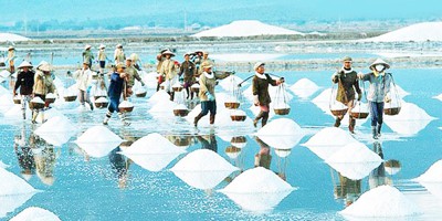 Ăn mặn có hại thế nào? Thay đổi thói quen ăn mặn ngay hôm nay