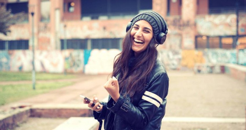 Ngọc Trinh, Mai Ngô đọ sắc với phong cách đối lập