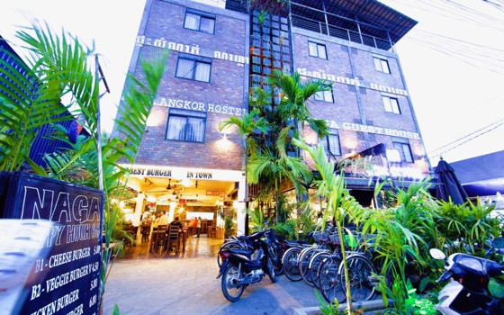 ផ្ទះសំណាក់​ Naga Angkor Hostel សៀមរាប