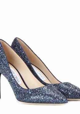 ស្បែកជើង​កែង