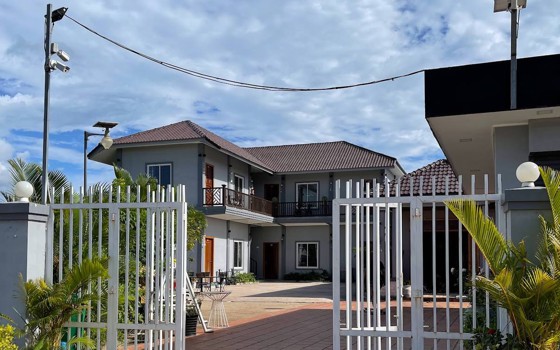 ផ្ទះសំណាក់​ Kakada ខេត្តកំពត