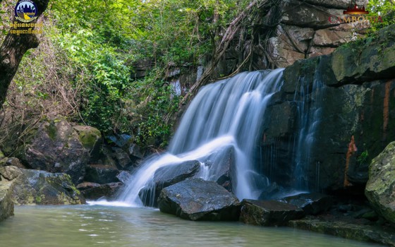 តំបន់ទឹកធ្លាក់ បញ្ចឡាក