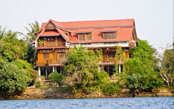 រីសត Lea Manguiers ខេត្ត​កំពត