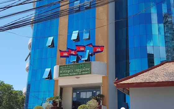 មន្ទីរពេទ្យ អន្តរជាតិ ឆាងហៃ 长海国际医院