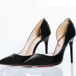 Giày cao gót Nhân Mã