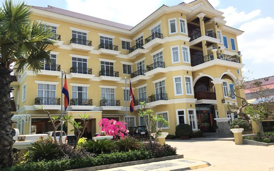 ផ្ទះសំណាក់ រិន លក្ខិណា ស្វាយរៀង