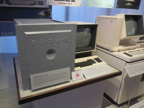 Bạn có biết máy tính của Pixar ra đời năm 1986 đã thay đổi hoàn toàn ngành y học?