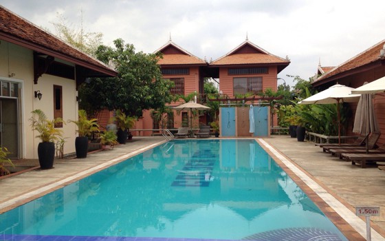 សណ្ឋាគារ និង​ ភោជនីយដ្ឋាន សំបូរពេជ្រ ចេនឡា ខេត្តកំពង់ធំ