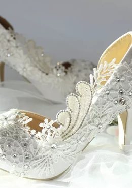 ស្បែកជើងអាពាហ៍ពិពាហ៍