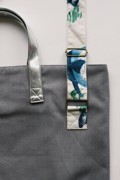 Busi Messenger in Grey and Silver and Patterned Strap