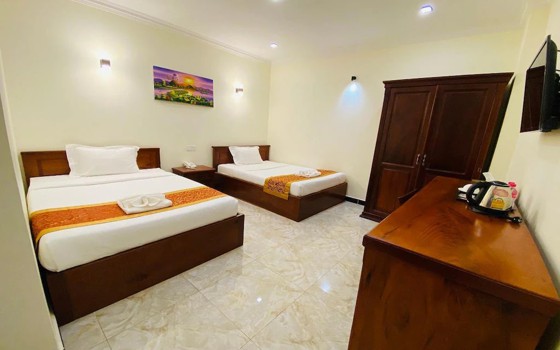 សណ្ឋាគារ ICON HOTEL រាជធានីភ្នំពេញ