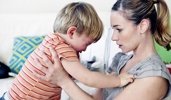 6 điều không để con không còn ăn vạ