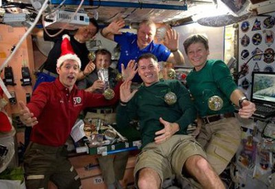 Các phi hành gia đón năm mới ở trạm vũ trụ quốc tế