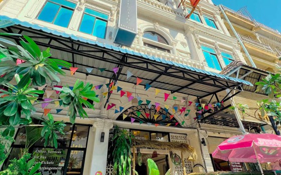 សណ្ឋាគារ Grand Elevation ភ្នំពេញ