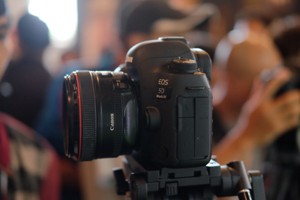 Canon giới thiệu máy ảnh EOS 5D Mark IV tại Việt Nam