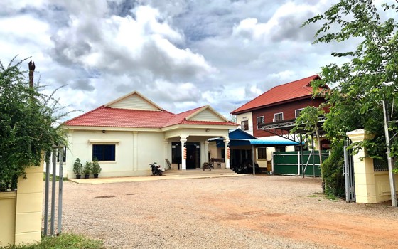 ផ្ទះសំណាក់ កែវ គន្ធា