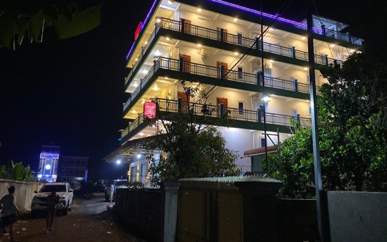 Heng somnang guesthouse ខេត្តកំពង់ឆ្នាំង