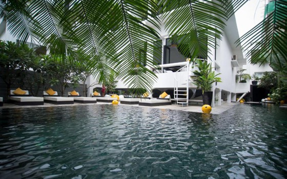 សណ្ឋាគារ Arthur & Paul (Men Only Hotel) រាជធានីភ្នំពេញ