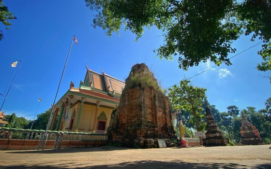 ប្រាសាទគុកខាងត្បូងនៃក្រុមប្រាសាទហាន់ជ័យ