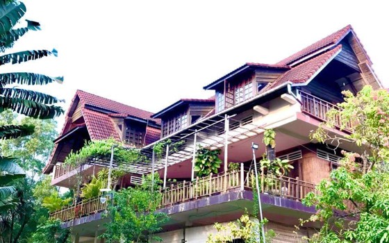 Les Manguiers ខេត្តកំពត