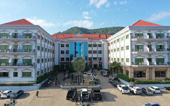 Rock Royal Hotel & Resort (Kep) 