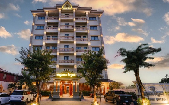 សណ្ឋាគារ V Crown ខេត្តបាត់ដំបង