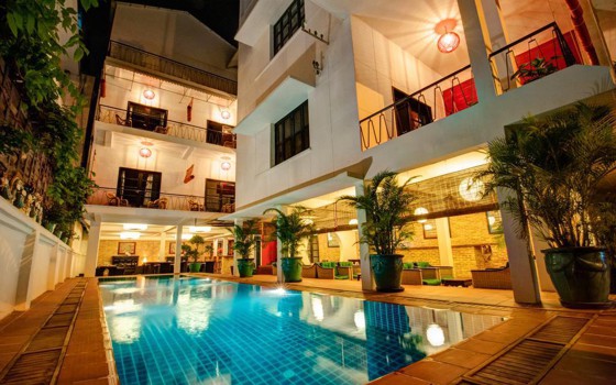 សណ្ឋាគារ  VILLA Silk Road ភ្នំពេញ