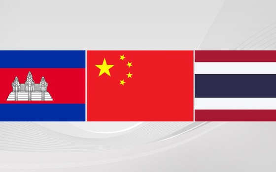 បេសកជនពិសេសចិន៖ ភារកិច្ចបន្ទាន់ គឺត្រូវបញ្ឈប់ការបាញ់ប្រហារគ្នាឱ្យបានឆាប់រវាងកម្ពុជា-ថៃ ដោយចាប់ផ្តើមសន្ទនាឡើងវិញ និងដោះស្រាយជម្លោះព្រំដែនដោយសន្តិវិធី