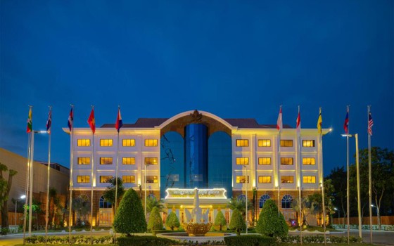 Dragon Royal Angkor Hotel